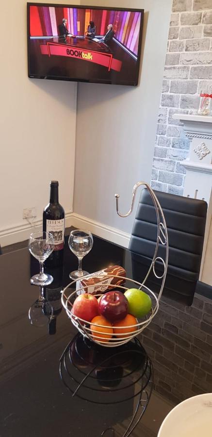 Riverpool - Elegant House 1 Minute Walk To Anfield Stadium