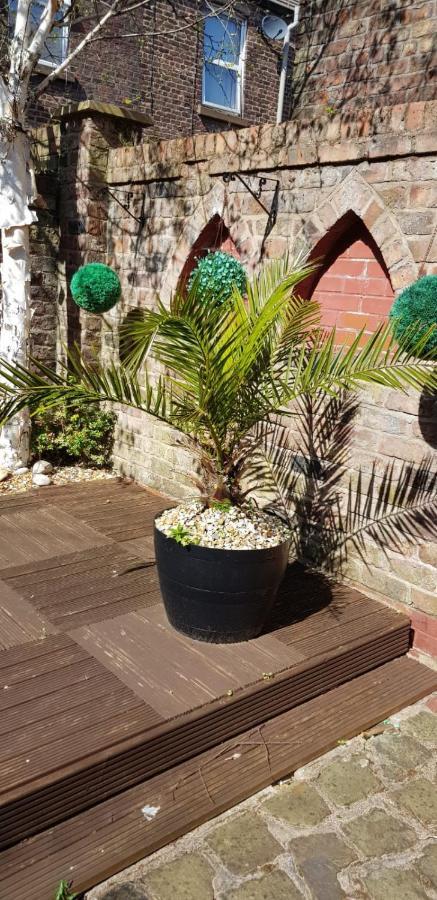 Riverpool - Elegant House 1 Minute Walk To Anfield Stadium Holiday home Liverpool
