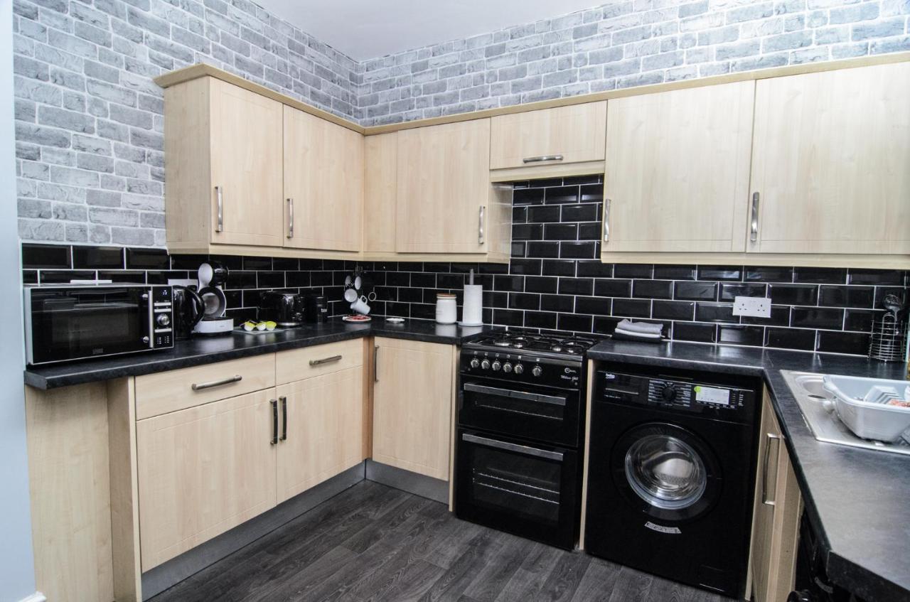 Riverpool - Elegant House 1 Minute Walk To Anfield Stadium Holiday home *