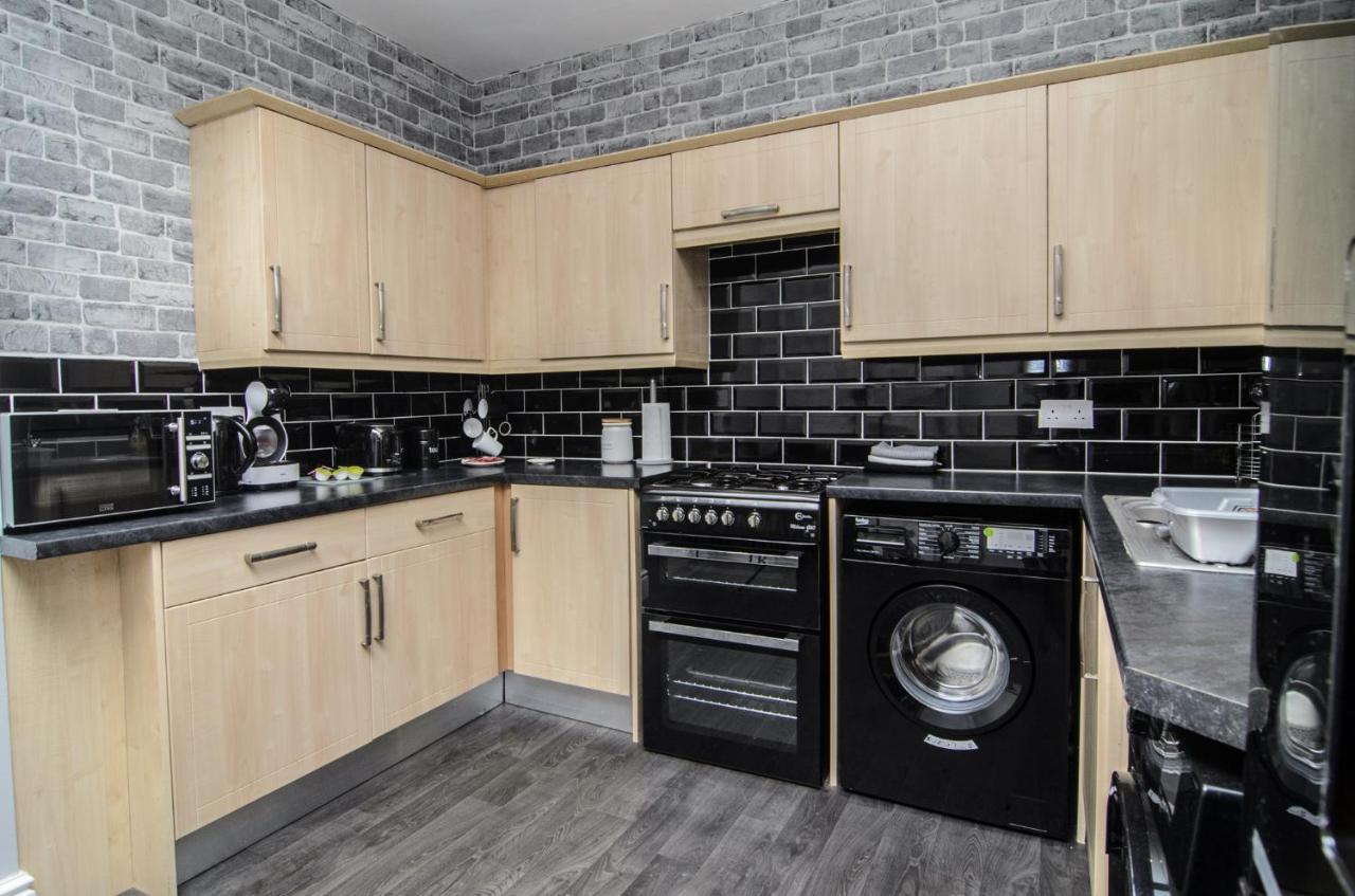 Riverpool - Elegant House 1 Minute Walk To Anfield Stadium