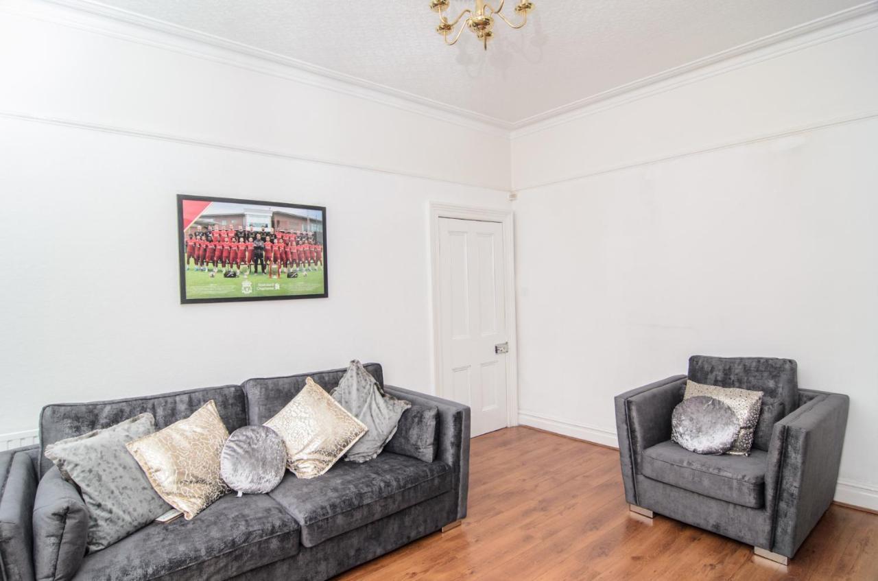 Riverpool - Elegant House 1 Minute Walk To Anfield Stadium Holiday home Liverpool